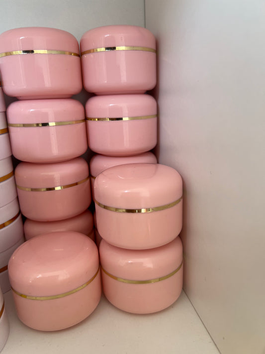 2 crème aisselles entre jambes noires, à 40